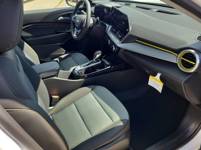 new 2025 Chevrolet Trax car, priced at $24,690