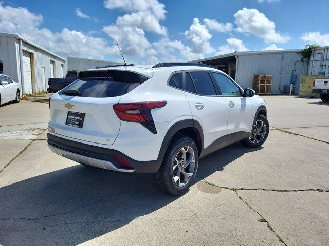 new 2025 Chevrolet Trax car, priced at $24,690