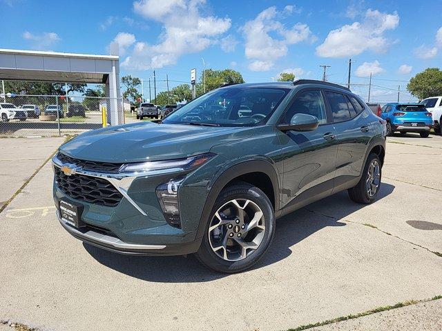 new 2025 Chevrolet Trax car, priced at $24,095