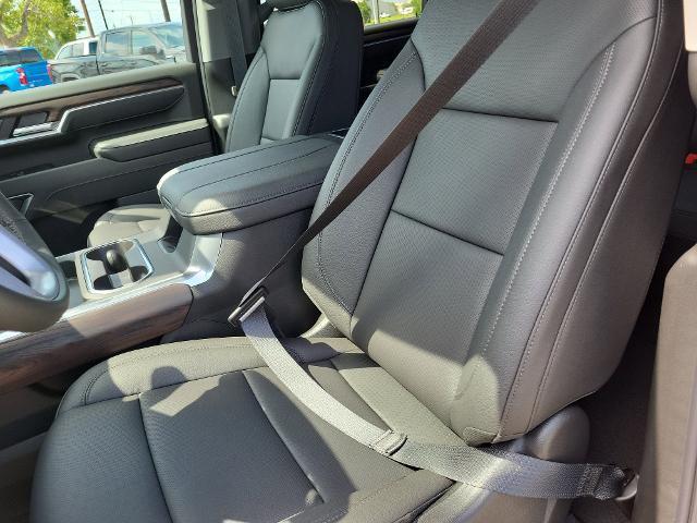 new 2026 GMC Sierra 2500 car, priced at $83,080