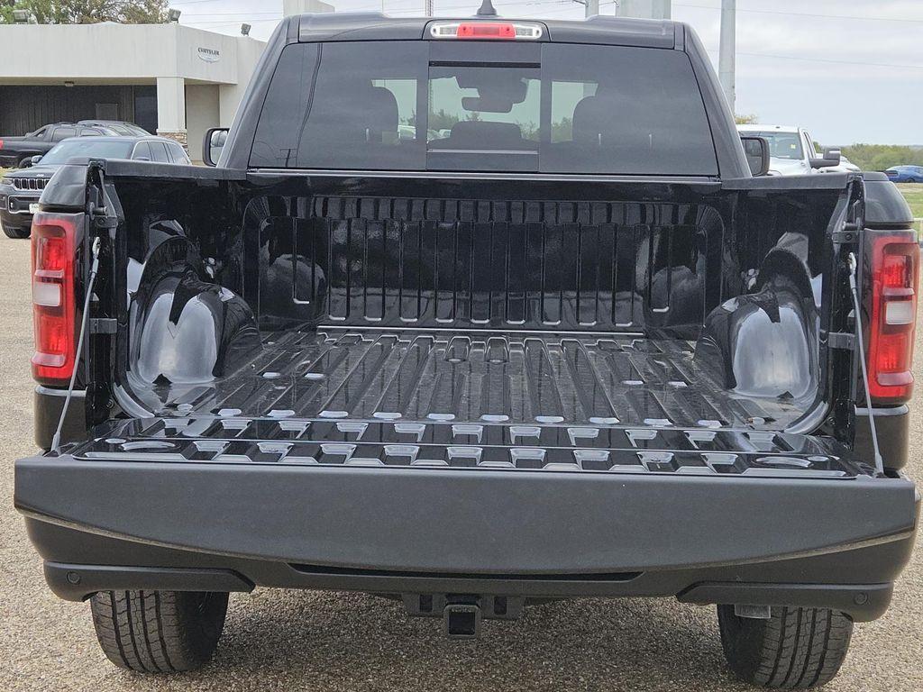 new 2025 Ram 1500 car, priced at $41,825