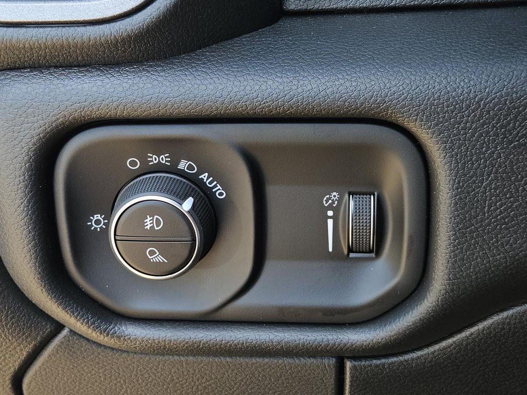 new 2025 Ram 2500 car, priced at $54,275