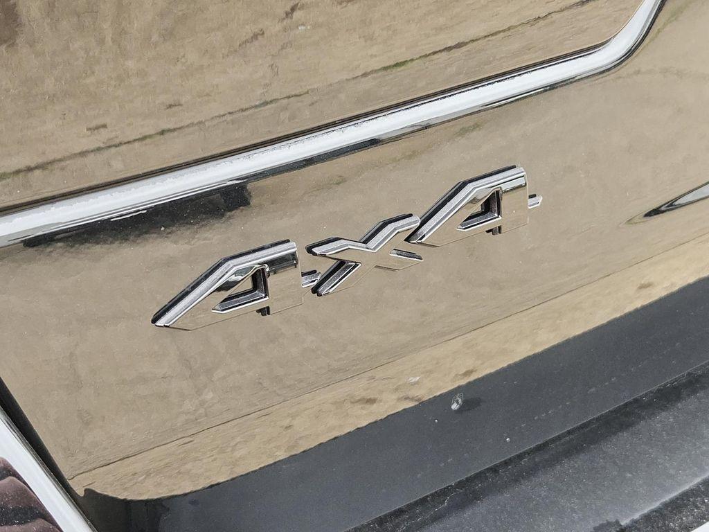 new 2025 Jeep Grand Cherokee car, priced at $48,401