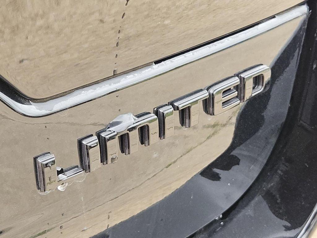 new 2025 Jeep Grand Cherokee car, priced at $48,401