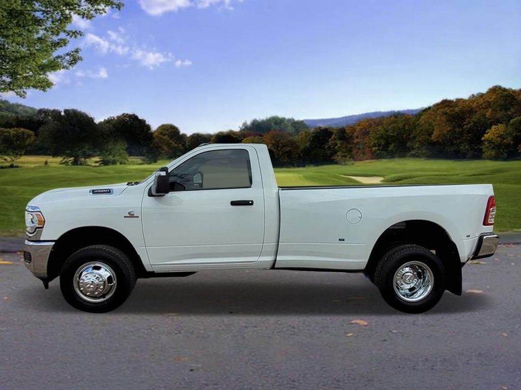 new 2024 Ram 3500 car, priced at $61,170