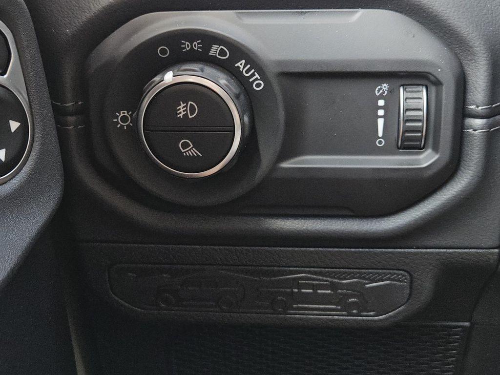 new 2025 Jeep Gladiator car, priced at $56,110