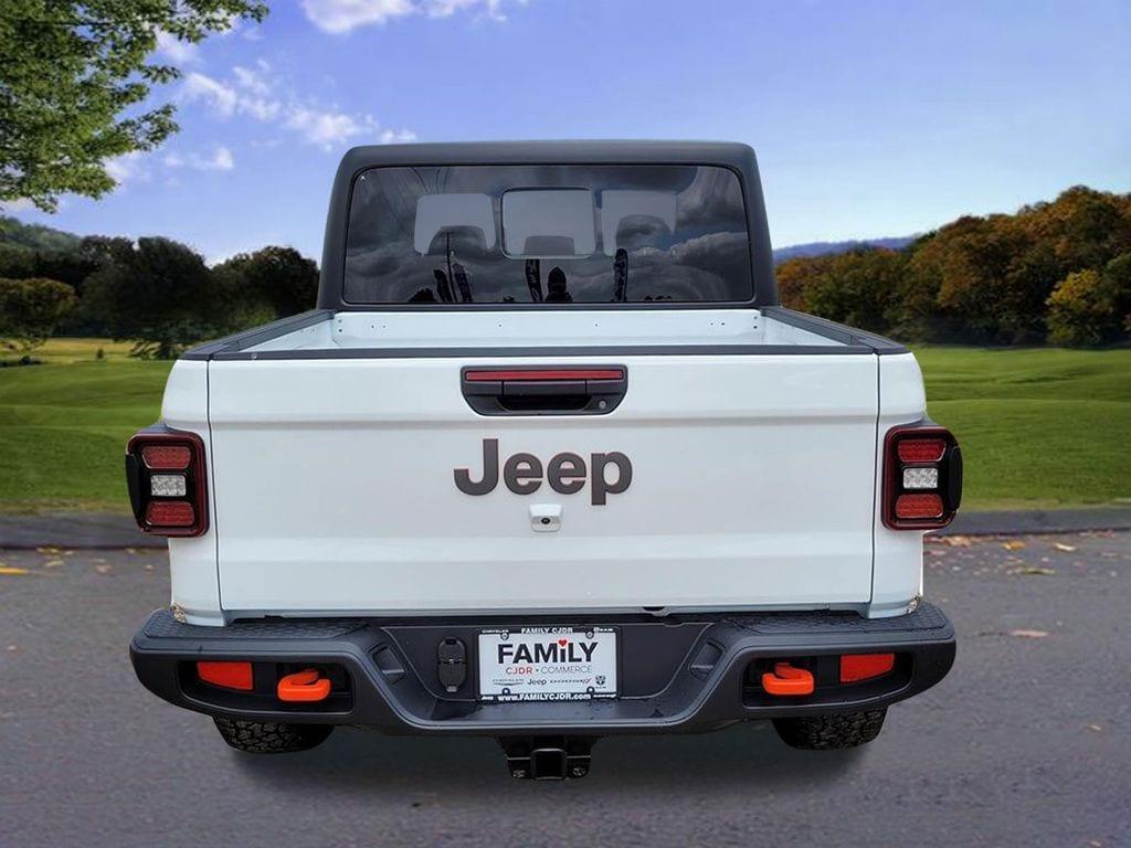 new 2024 Jeep Gladiator car, priced at $44,385