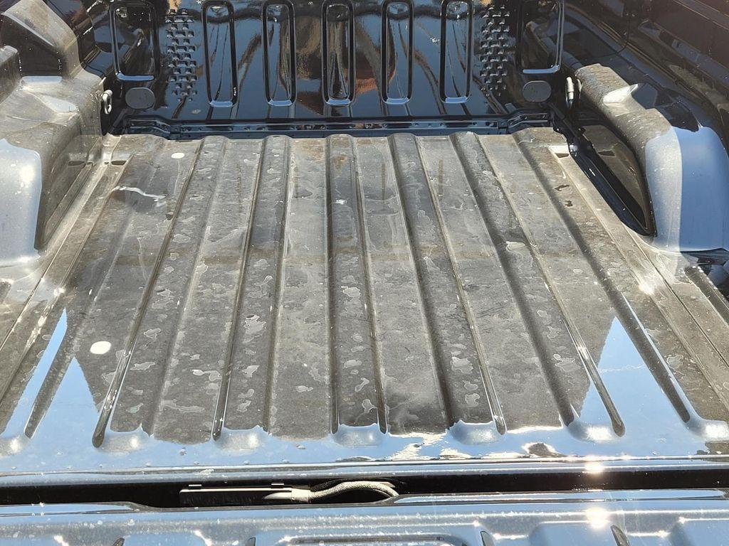 new 2025 Jeep Gladiator car, priced at $52,165