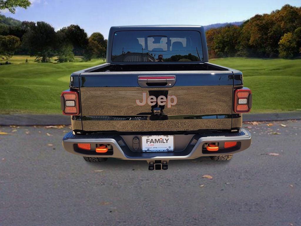 new 2025 Jeep Gladiator car, priced at $52,165