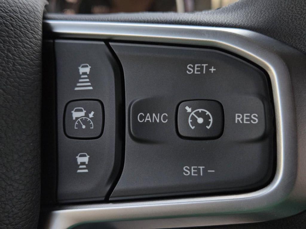 new 2025 Ram 1500 car, priced at $57,572