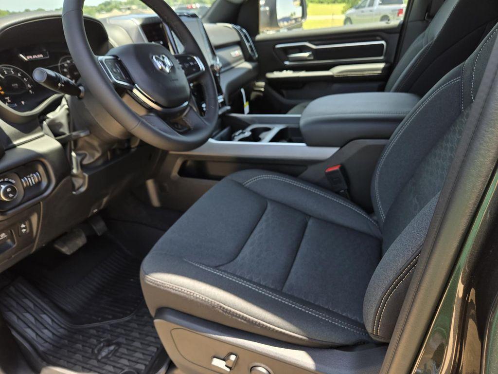 new 2025 Ram 1500 car, priced at $57,572