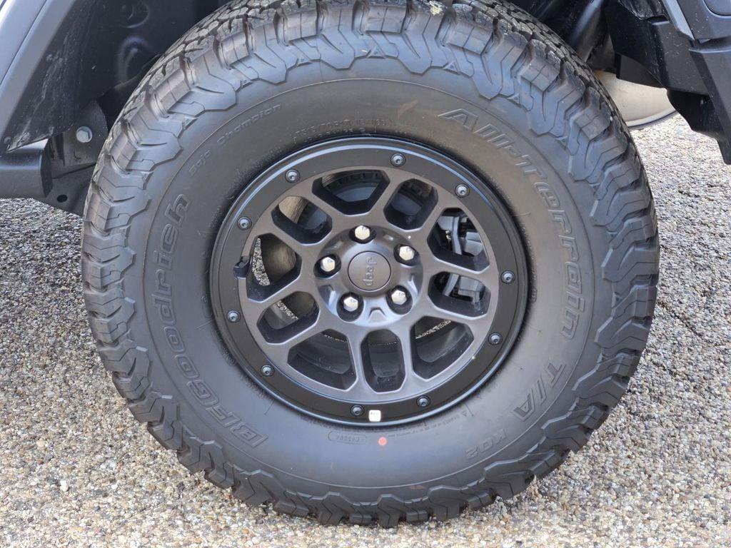 new 2023 Jeep Wrangler car