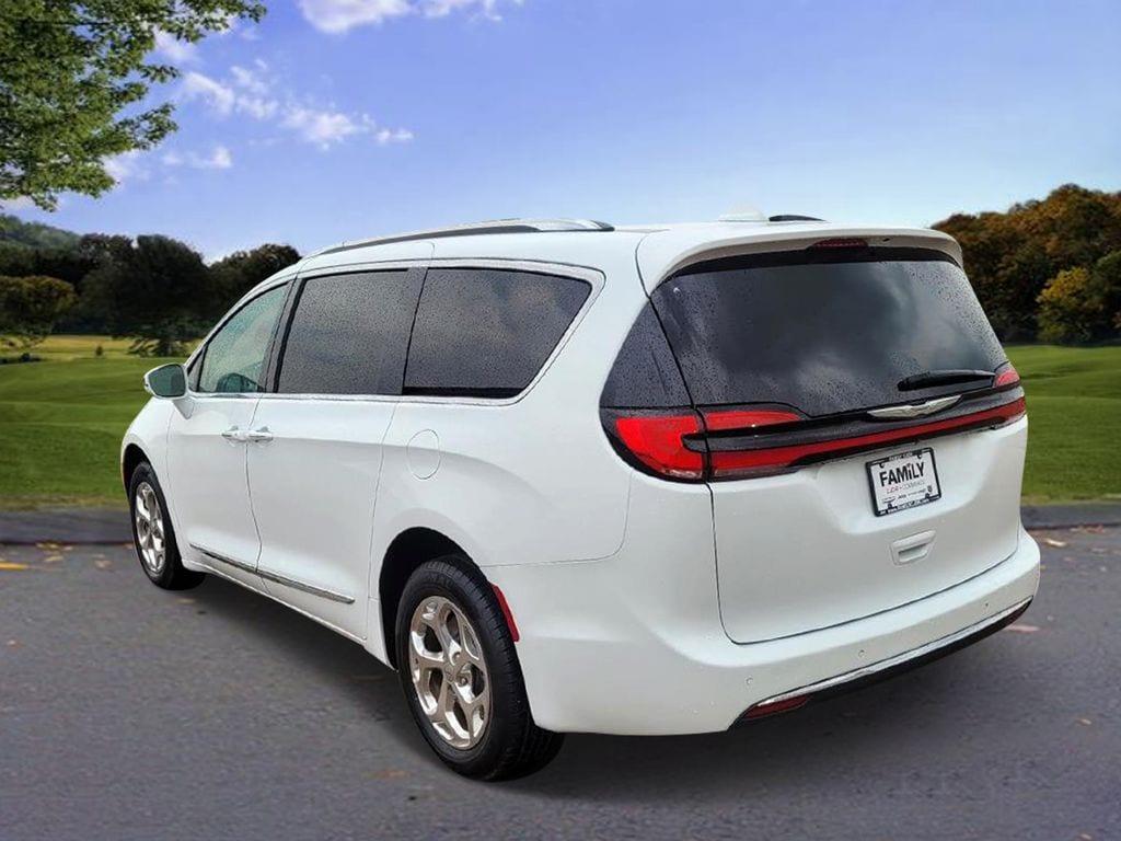 used 2021 Chrysler Pacifica car, priced at $26,991