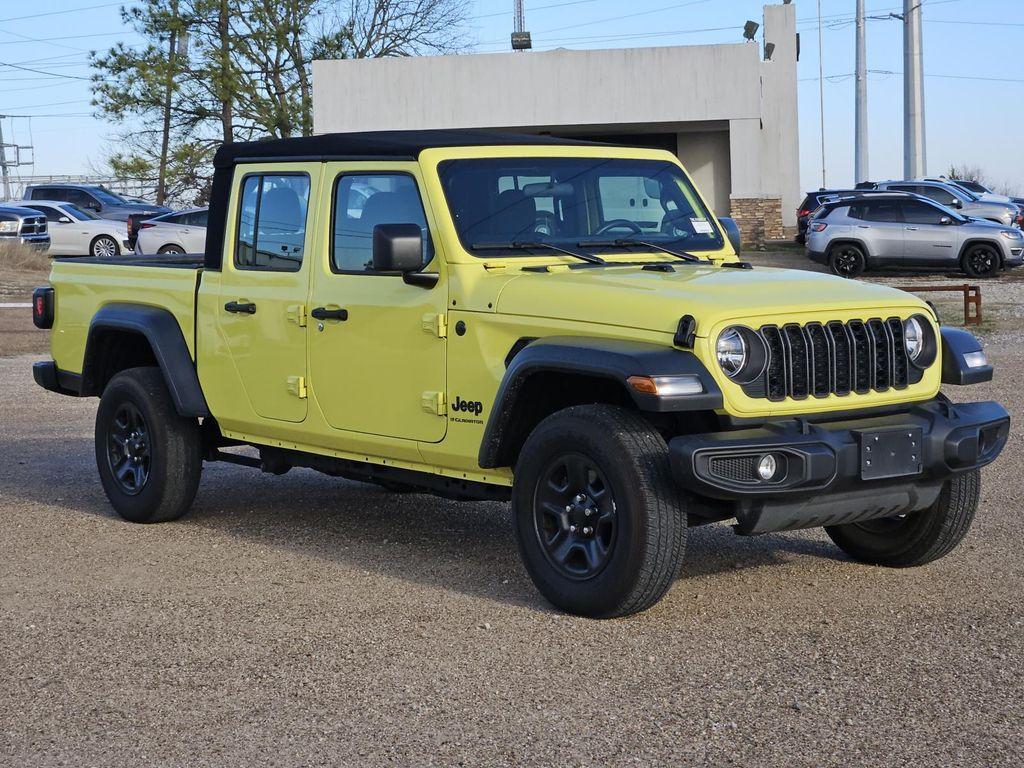 used 2024 Jeep Gladiator car, priced at $35,991