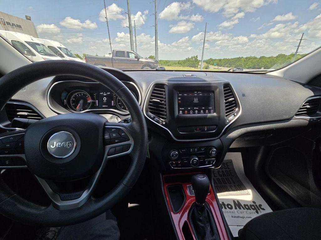 used 2021 Jeep Cherokee car, priced at $18,991