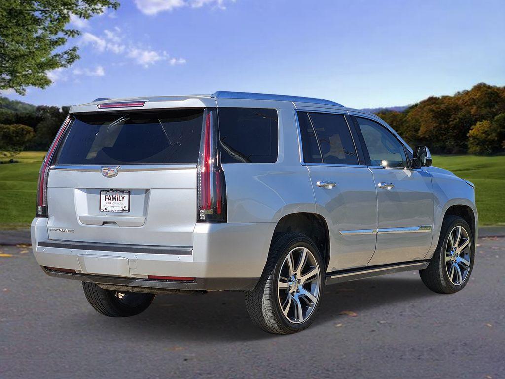 used 2015 Cadillac Escalade car, priced at $25,991