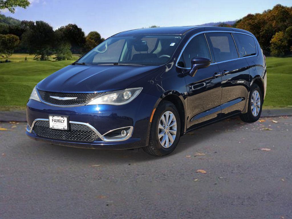 used 2018 Chrysler Pacifica car, priced at $13,995