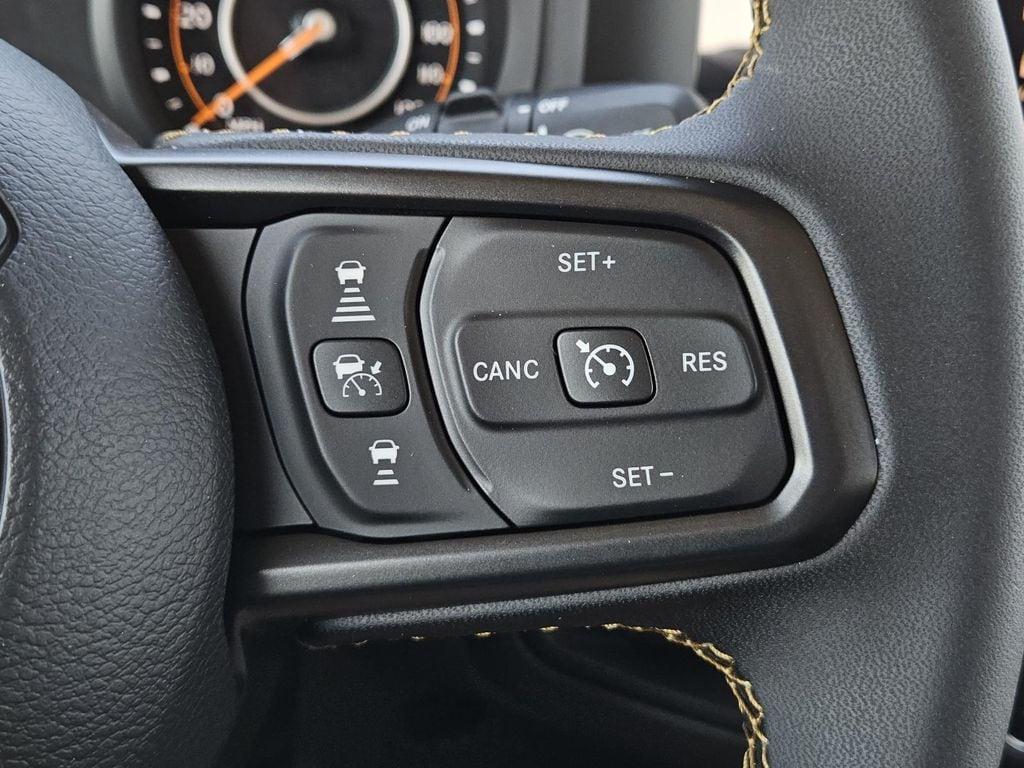 new 2025 Jeep Wrangler car
