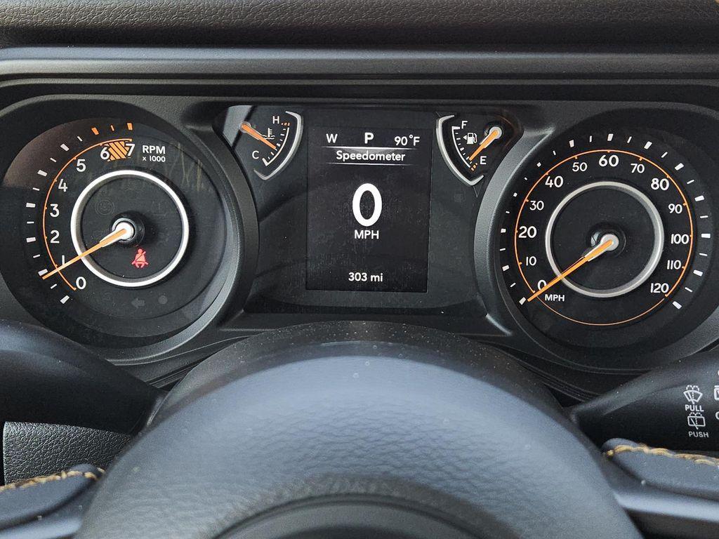 new 2025 Jeep Wrangler car
