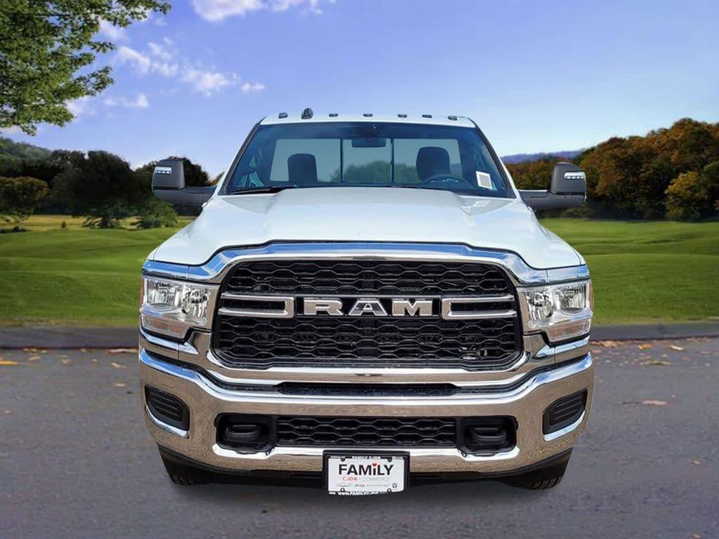 new 2024 Ram 3500 car, priced at $61,170