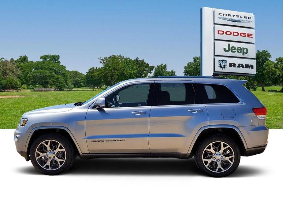 used 2018 Jeep Grand Cherokee car, priced at $21,883