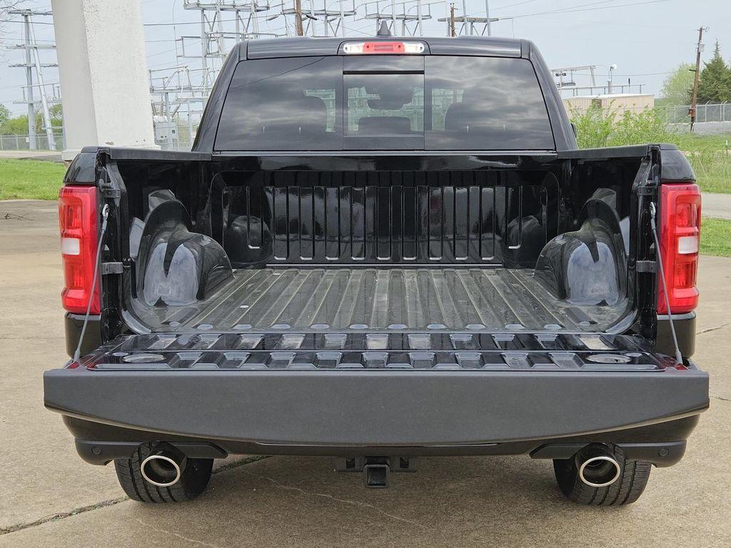 new 2025 Ram 1500 car, priced at $60,915