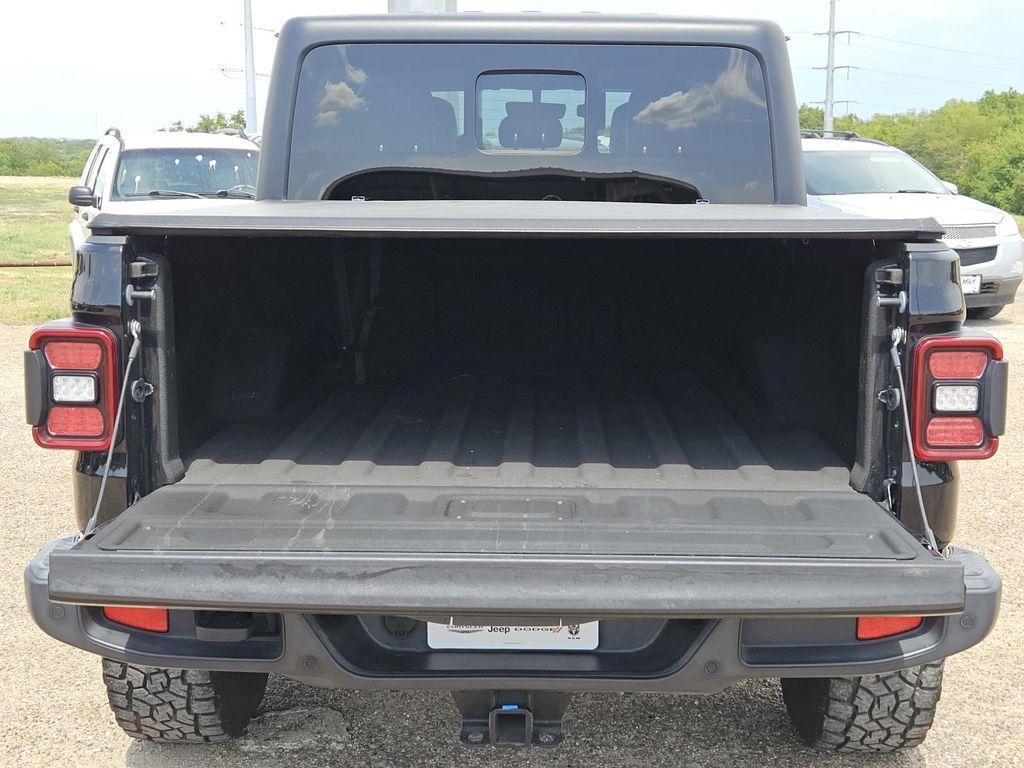used 2020 Jeep Gladiator car, priced at $32,193