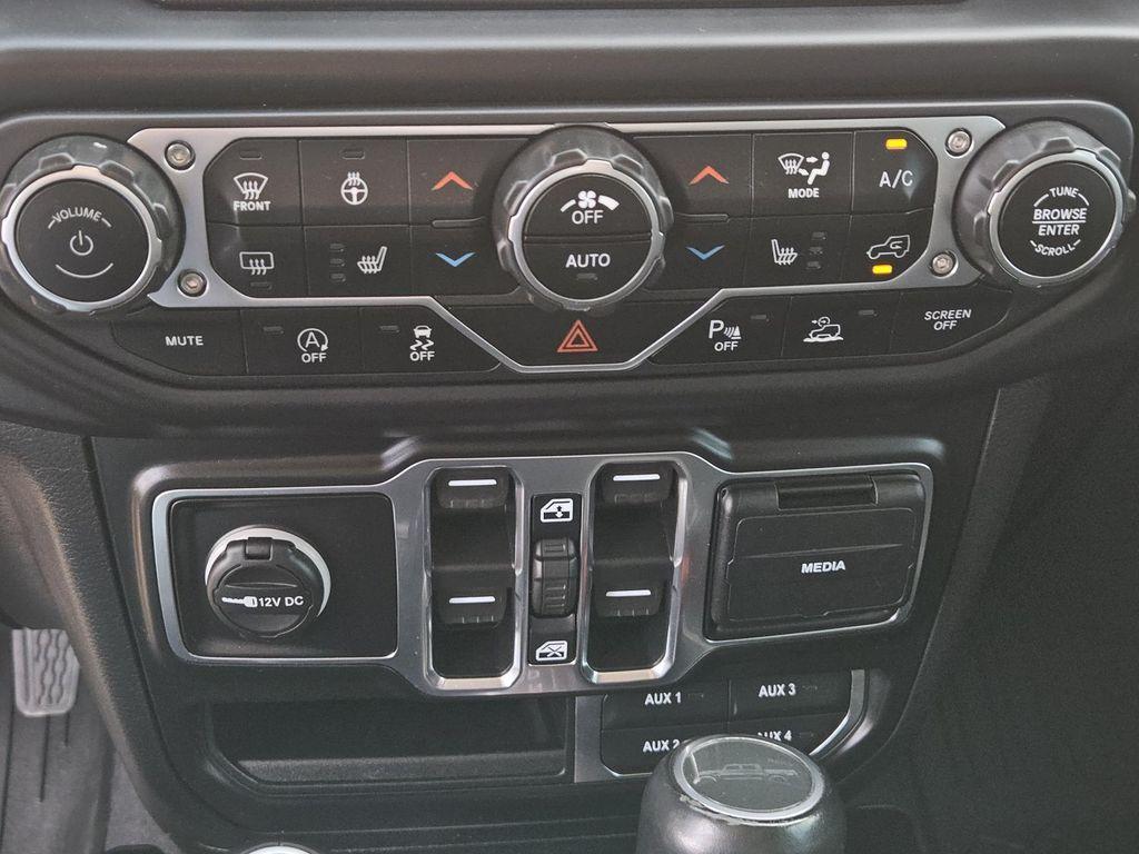 used 2020 Jeep Gladiator car, priced at $32,193