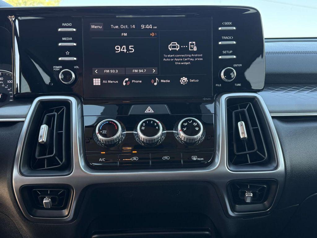 used 2023 Kia Sorento car, priced at $24,991