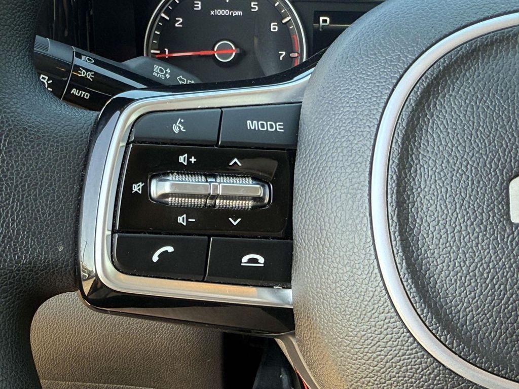 used 2023 Kia Sorento car, priced at $24,991