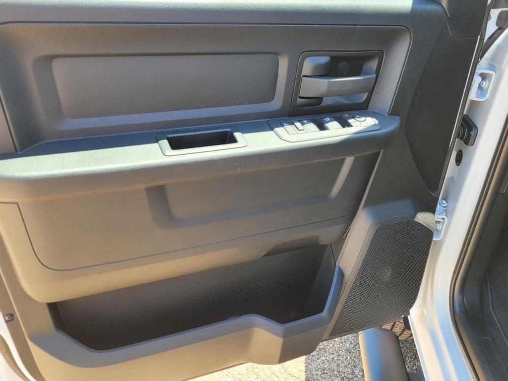 new 2025 Ram 2500 car, priced at $64,428