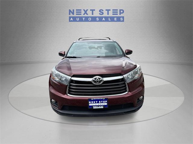 used 2015 Toyota Highlander car, priced at $15,488