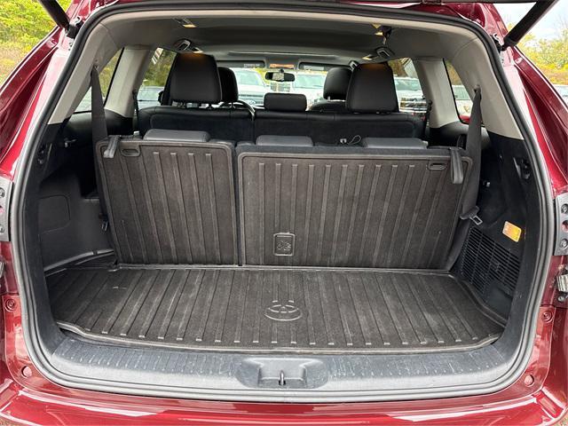 used 2015 Toyota Highlander car, priced at $15,488