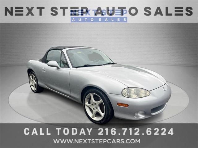 used 2001 Mazda MX-5 Miata car, priced at $9,495