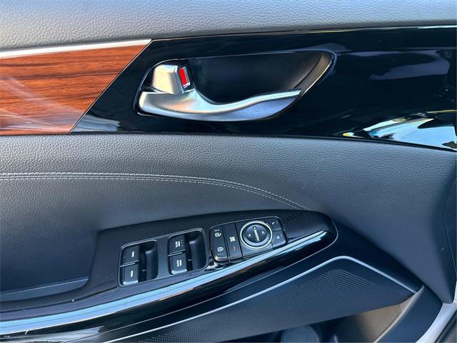 used 2017 Kia Cadenza car, priced at $14,995