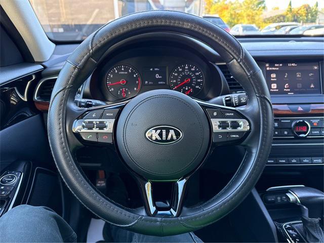 used 2017 Kia Cadenza car, priced at $14,995