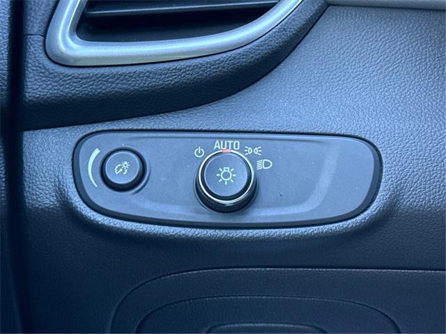 used 2021 Chevrolet Trax car, priced at $12,488