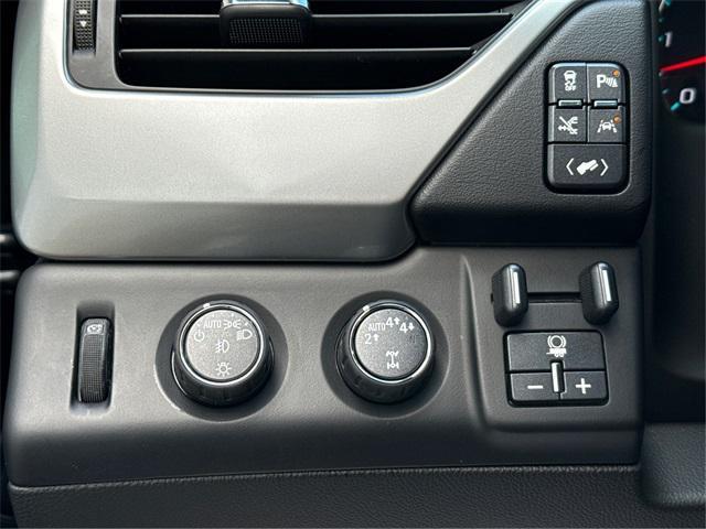 used 2017 Chevrolet Suburban car, priced at $23,988