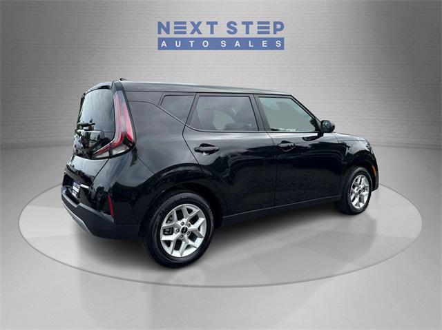 used 2025 Kia Soul car, priced at $15,998