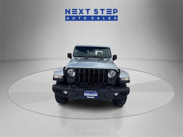 used 2022 Jeep Gladiator car, priced at $26,495