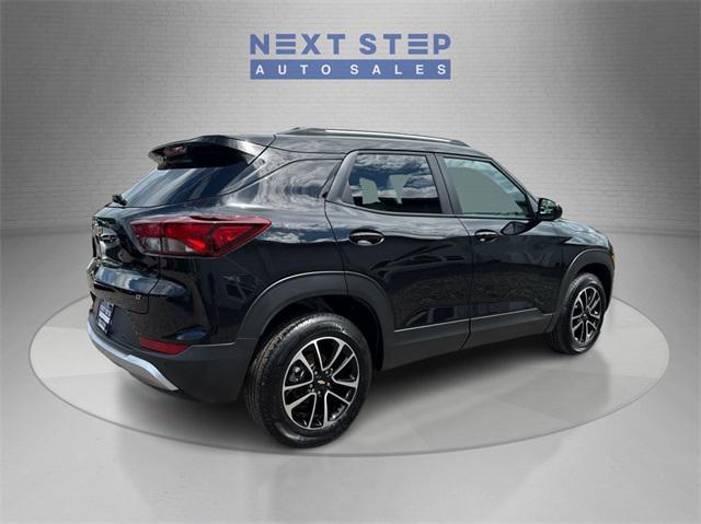 used 2024 Chevrolet TrailBlazer car, priced at $20,595