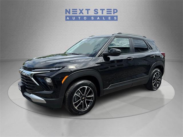 used 2024 Chevrolet TrailBlazer car, priced at $20,595