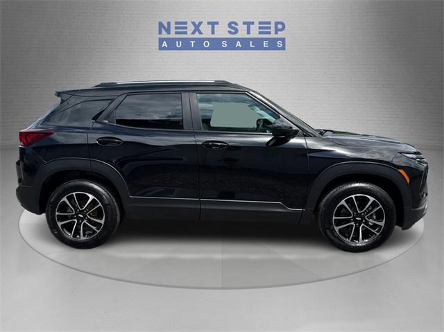 used 2024 Chevrolet TrailBlazer car, priced at $20,595
