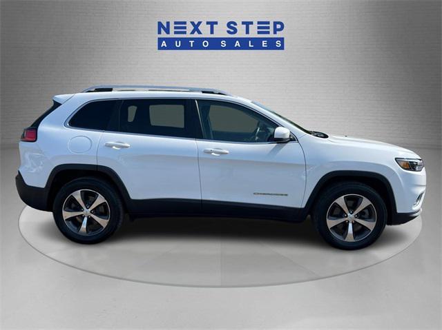 used 2019 Jeep Cherokee car, priced at $17,995