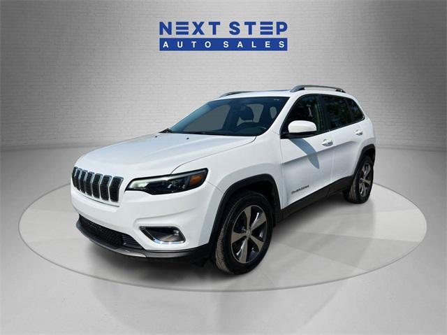 used 2019 Jeep Cherokee car, priced at $17,995