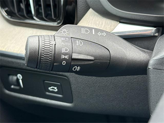 used 2018 Volvo XC60 car, priced at $20,995