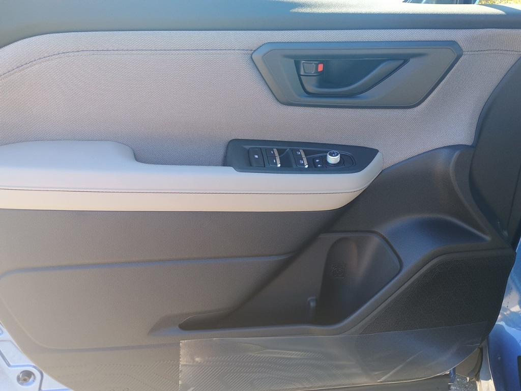 new 2025 Subaru Forester Hybrid car, priced at $36,818