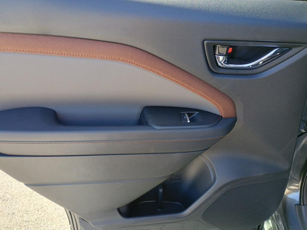 new 2026 Subaru Forester car, priced at $40,185