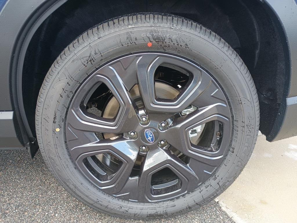 new 2025 Subaru Ascent car, priced at $43,185