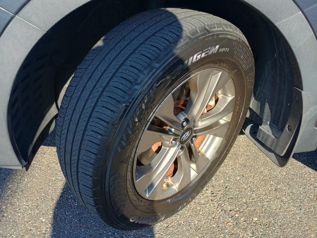 used 2015 Hyundai Santa Fe Sport car, priced at $11,192
